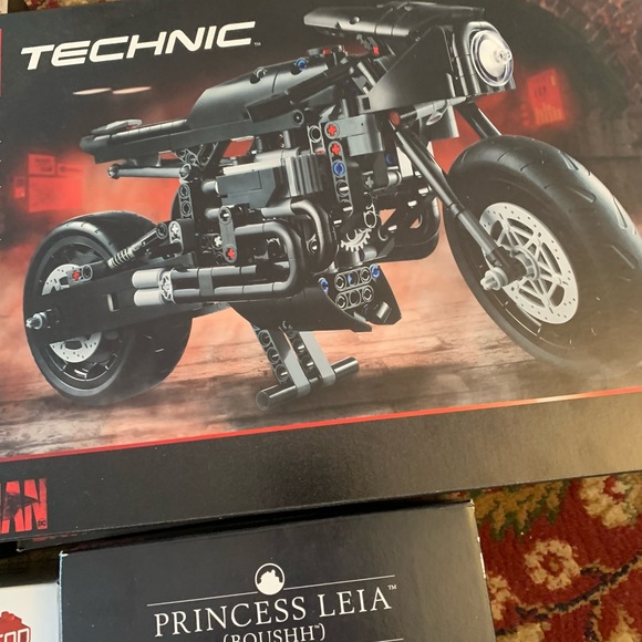 Brand new lego boxes, sealed box. 50$ each - Picture 5 of 5